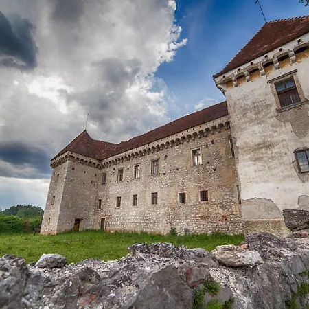 Under The Castle Dob