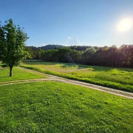 Under The Castle Апартаменты *