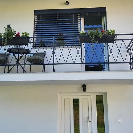 Apartment Under The Castle Dob