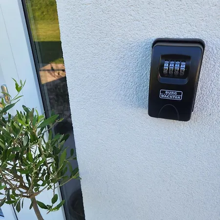 Апартаменты Under The Castle *