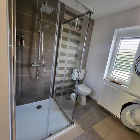 Under The Castle Апартаменты *