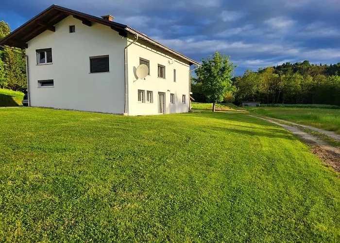 Under The Castle Appartamento Dob