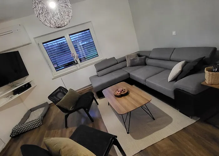 Under The Castle Dob